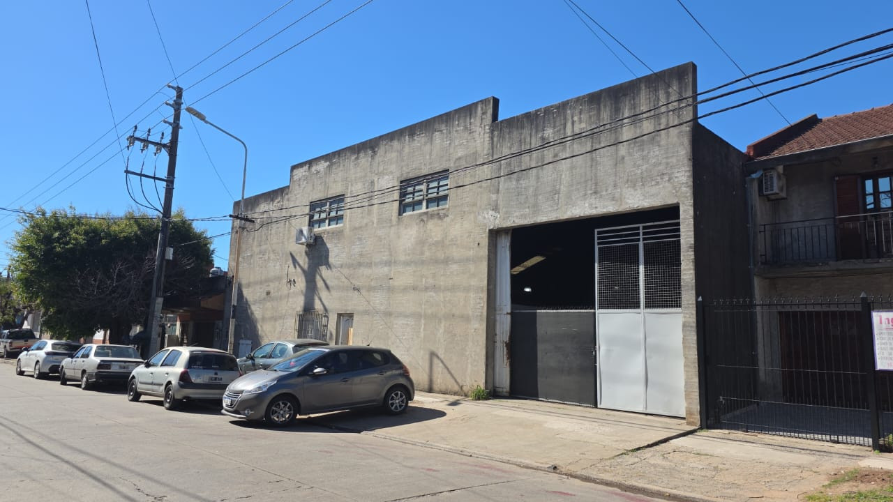 ALQUILER: GALPON DE 1000 M2 CON EXCELENTE UBICACION - LOMA HERMOSA