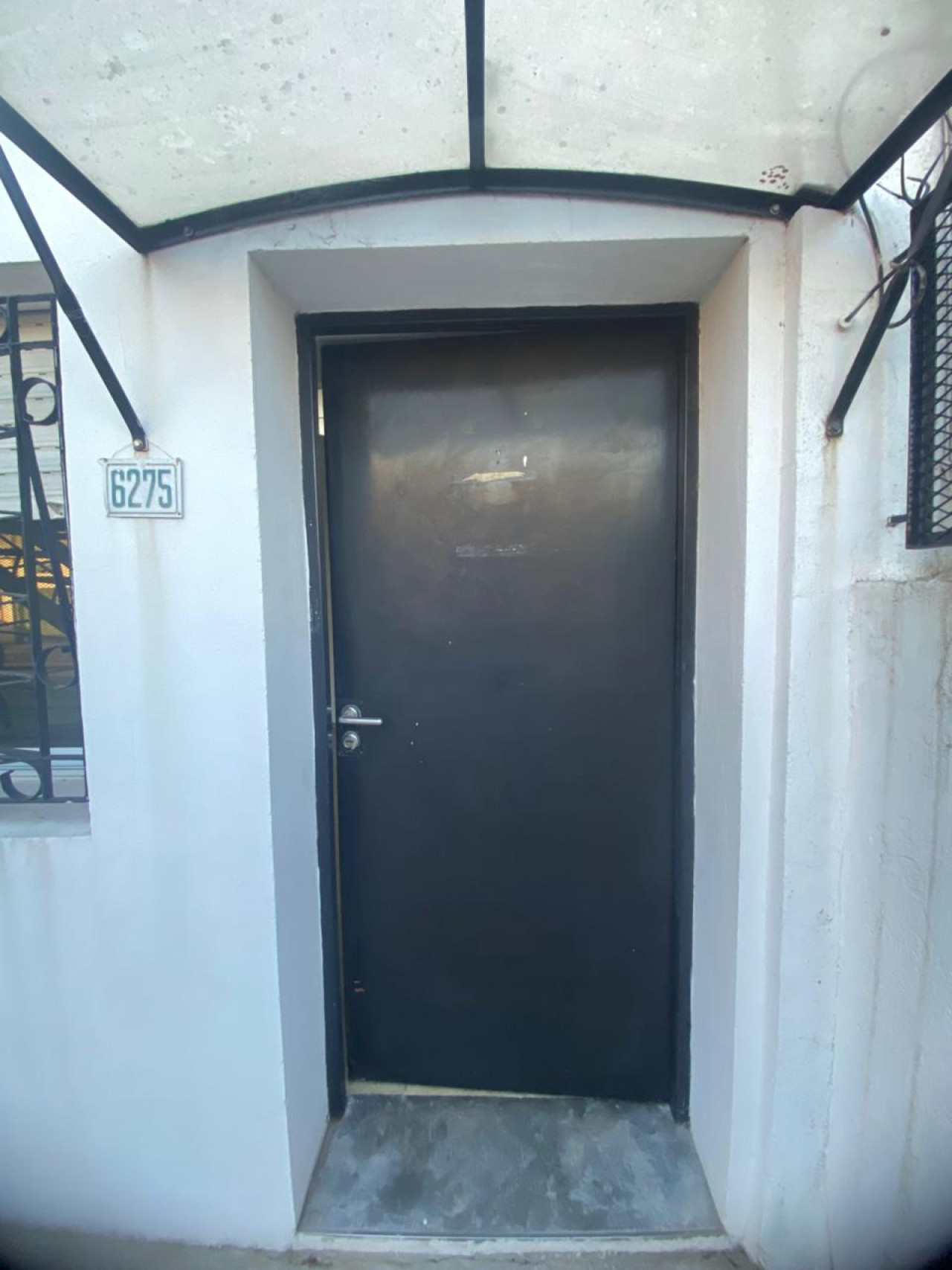 ALQUILA: DEPTO 2 AMBIENTES CON PATIO Y PARILLA - LOMA HERMOSA - SAN MARTIN