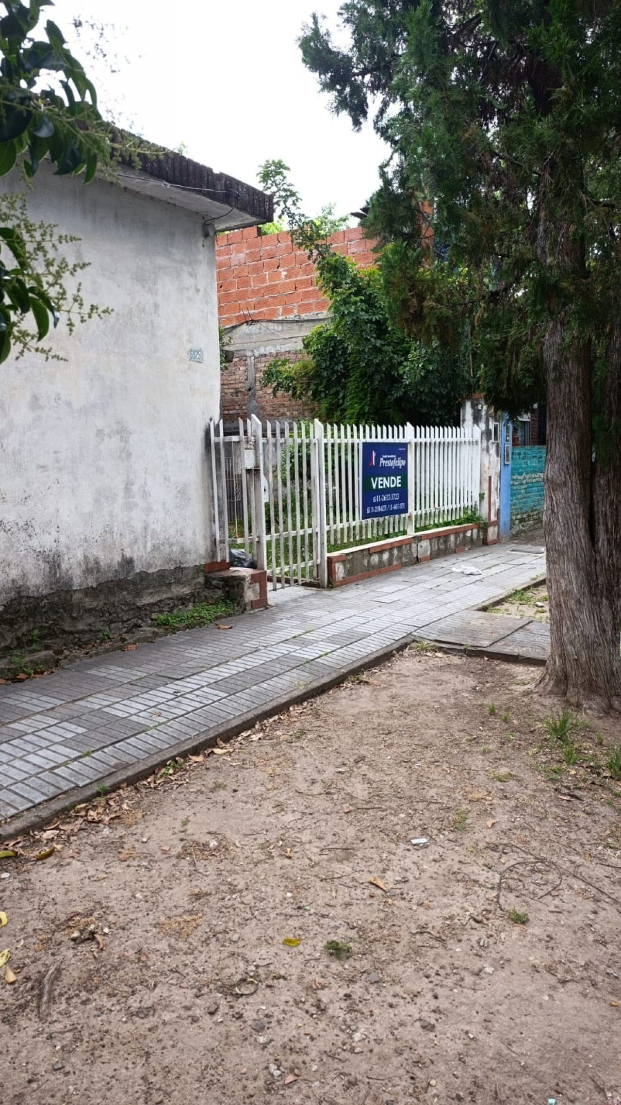 VENTA: CASA A RECICLAR - LOMA HERMOSA